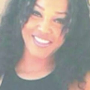 Meet your Posher, Latoya